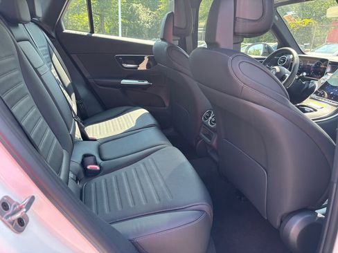 New 2025 Mercedes-Benz GLC 43 AMG 4MATIC image 16