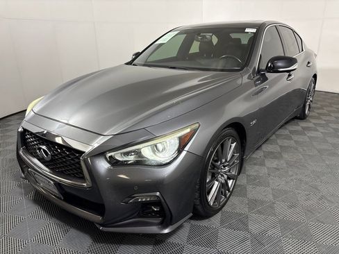 Used 2018 INFINITI Q50 Red Sport 400 w/ Sensory Package (Sport) RWD image 2