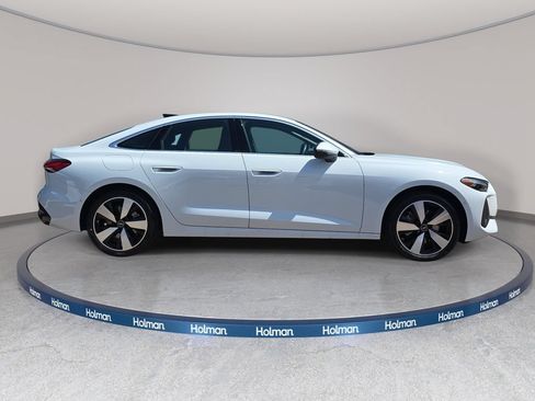 Used 2025 Audi A5 2.0T Premium Plus w/ Premium Plus AWD/4WD image 5