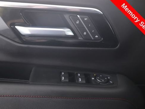 Used 2026 Chevrolet Tahoe RST AWD/4WD image 19