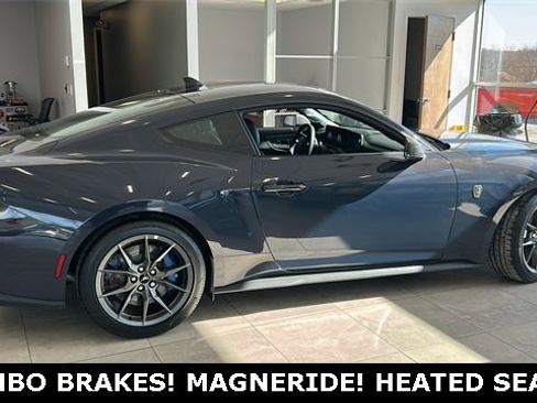 New 2025 Ford Mustang Dark Horse image 3