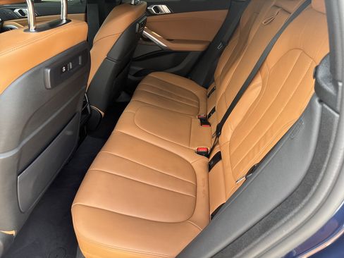 Used 2021 BMW X6 xDrive40i w/ M Sport Package AWD/4WD image 6
