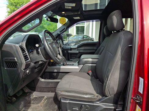 Used 2015 Ford F150 XLT w/ Equipment Group 302A Luxury AWD/4WD image 14