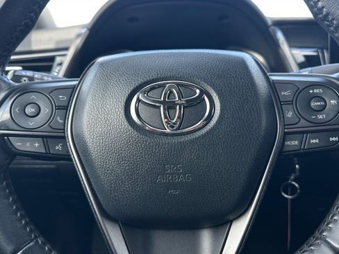 Used 2021 Toyota Camry SE w/ Carpet Mat Package (TMS) FWD image 20