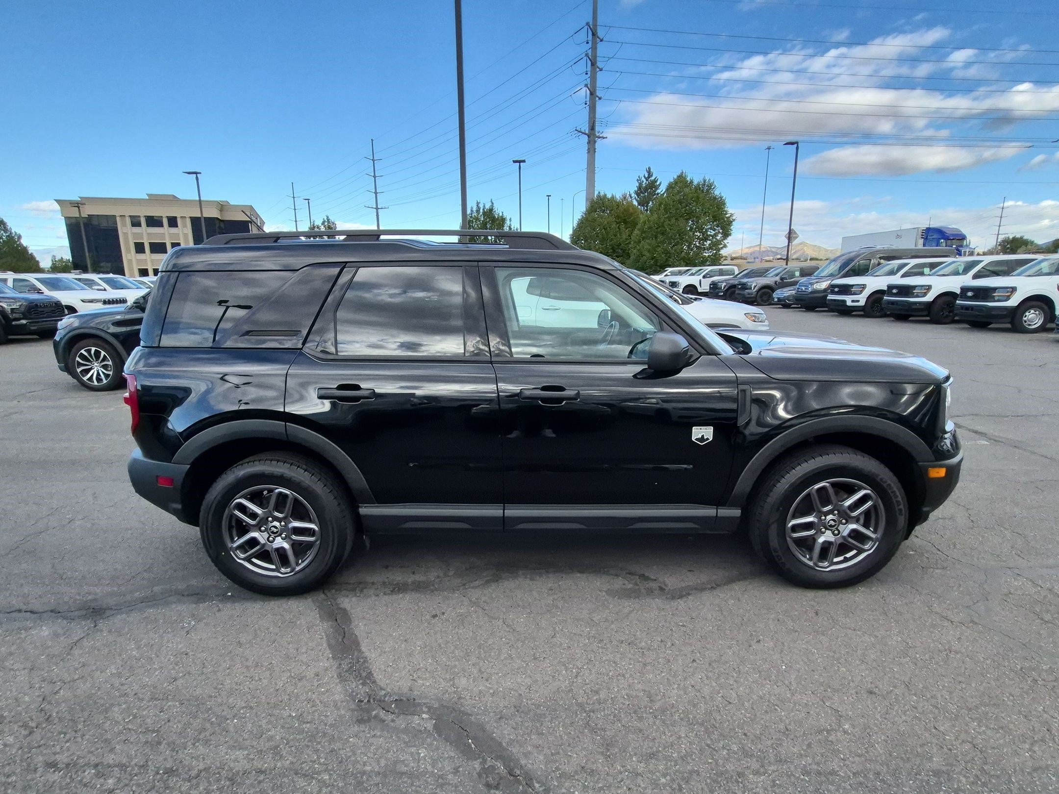 Used 2025 Ford Bronco Sport Big Bend AWD/4WD image 2