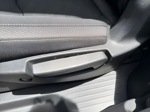 Certified 2024 Nissan Pathfinder SV FWD image 46