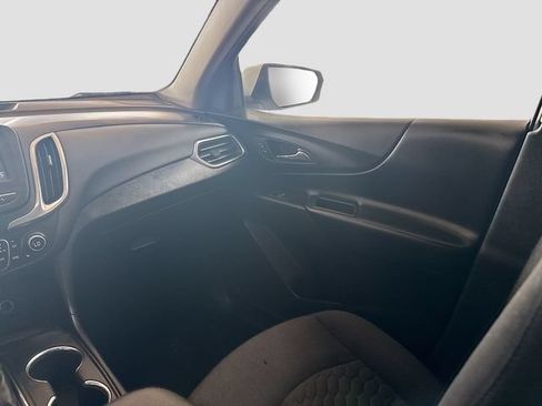 Used 2018 Chevrolet Equinox LT AWD/4WD image 22