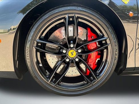 Used 2019 Ferrari 488 GTB RWD image 28
