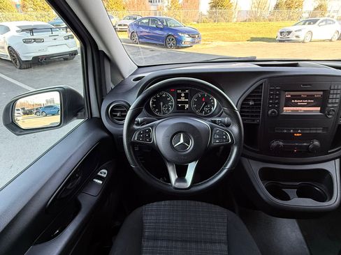 Used 2018 Mercedes-Benz Metris image 38
