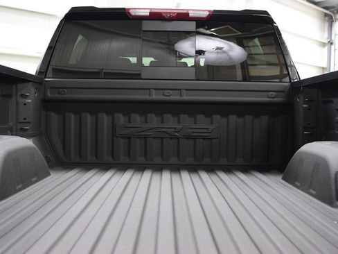 Used 2024 Chevrolet Silverado 1500 ZR2 w/ Technology Package AWD/4WD image 24