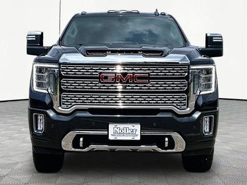 Used 2023 GMC Sierra 2500 Denali AWD/4WD image 3