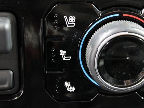 Used 2023 Chevrolet Silverado 1500 ZR2 w/ Technology Package image 71