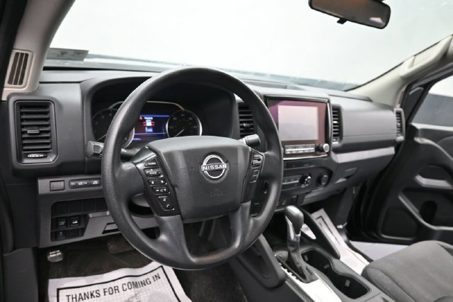 Used 2022 Nissan Frontier S AWD/4WD image 12