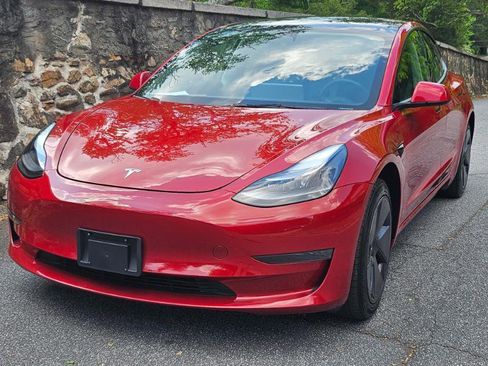 Used 2023 Tesla Model 3 Standard Range RWD image 13