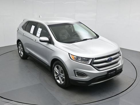 Certified 2018 Ford Edge Titanium image 40
