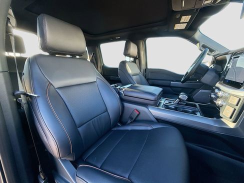 New 2025 Ford F150 Lariat w/ Equipment Group 502A High image 38