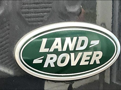 Used 2023 Land Rover Range Rover Long Wheelbase SE image 18