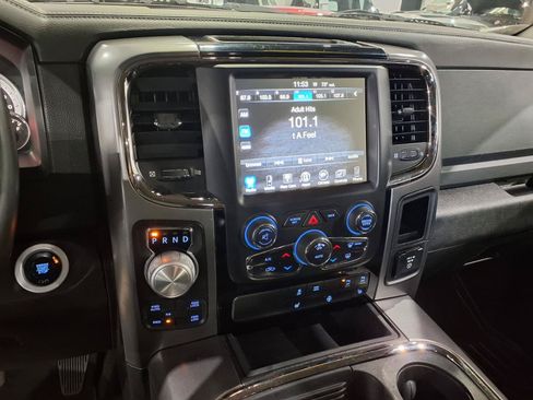 Used 2017 RAM 1500 Sport w/ Black Ram 1500 Sport Group AWD/4WD image 13