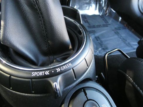 Used 2015 MINI Cooper S image 56