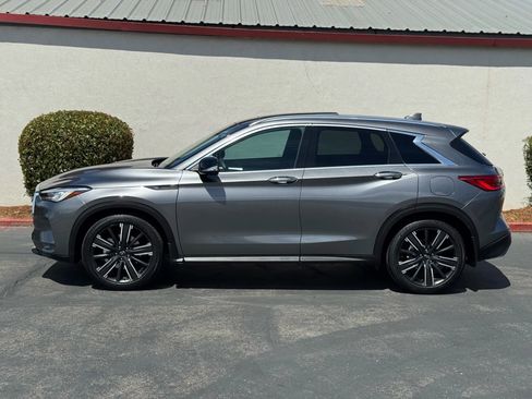 Used 2021 INFINITI QX50 Luxe w/ Appearance Package image 3