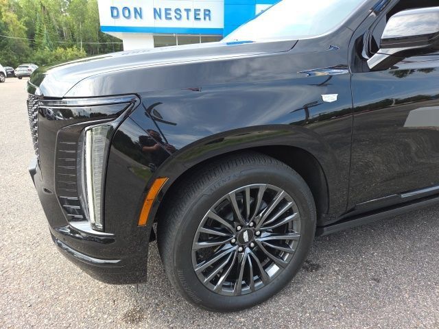 Used 2025 Cadillac Escalade Sport Platinum AWD/4WD image 37