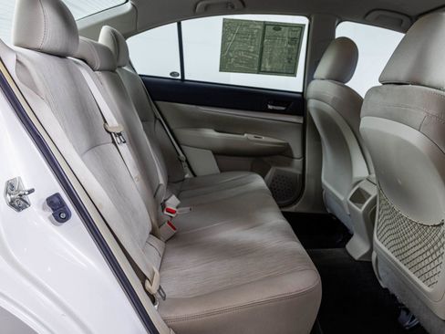Used 2013 Subaru Legacy 2.5i Premium image 40
