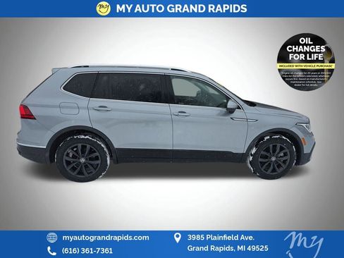 Used 2022 Volkswagen Tiguan SE image 13