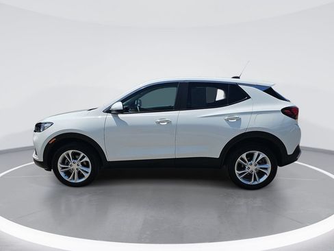 Used 2023 Buick Encore GX Preferred w/ Cold Weather Comfort Package AWD/4WD image 7