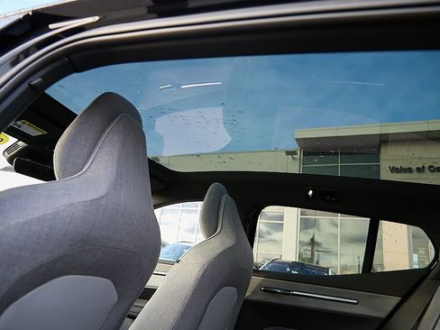 New 2025 Volvo EX30 Ultra w/ Protection Package Premier image 21