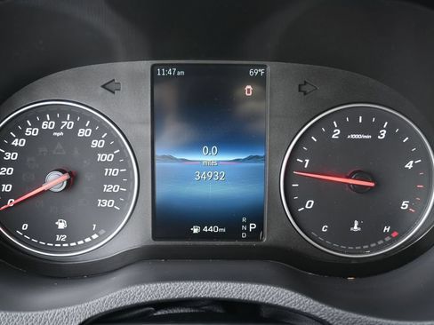 Used 2025 Mercedes-Benz Sprinter 2500 image 14