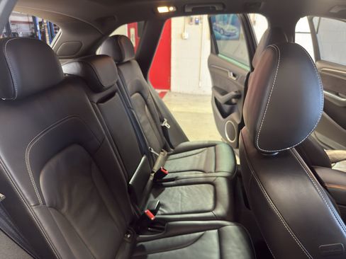 Used 2016 Audi SQ5 Premium Plus w/ Technology Package AWD/4WD image 26