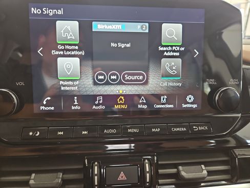 Used 2023 Nissan Pathfinder Platinum AWD/4WD image 19