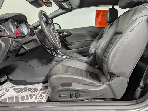 Used 2017 Buick Cascada Premium FWD image 9