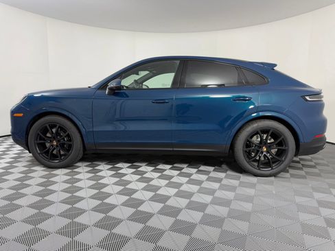 Certified 2026 Porsche Cayenne Coupe AWD/4WD image 2