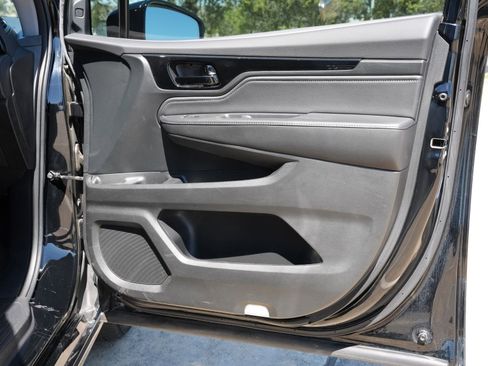 Used 2023 Honda Odyssey Elite image 28