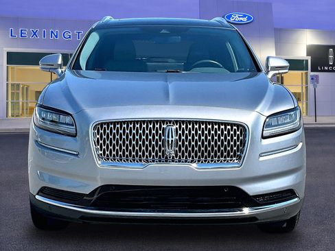 Used 2021 Lincoln Nautilus Reserve FWD image 2
