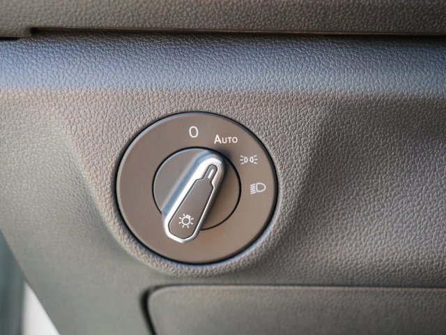 Certified 2023 Volkswagen Jetta S FWD image 24