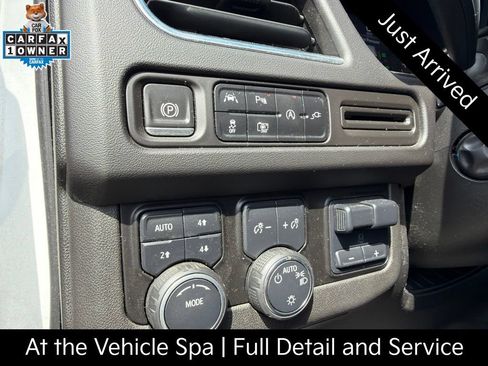 Used 2022 Chevrolet Tahoe RST w/ Luxury Package AWD/4WD image 13