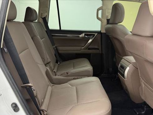 Used 2020 Lexus GX 460 Premium AWD/4WD image 19