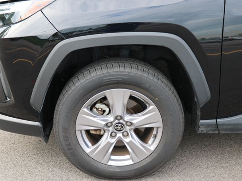 Certified 2025 Toyota RAV4 XLE FWD image 9