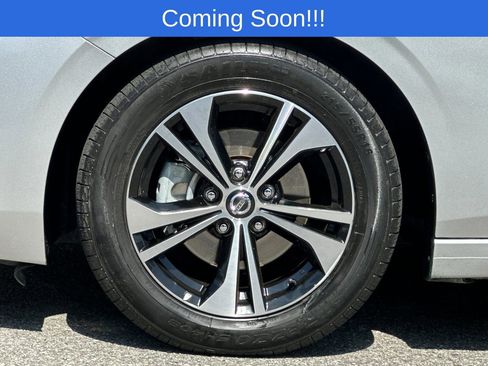 Used 2022 Nissan Sentra SV w/ All-Weather Package image 25
