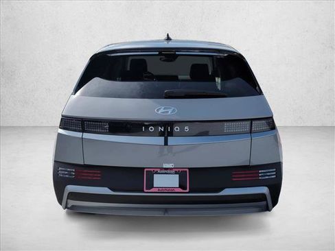 New 2026 Hyundai Ioniq 5 SE image 5