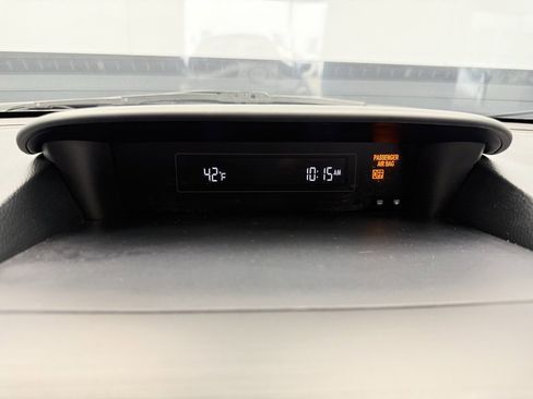 Used 2014 Subaru Impreza 2.0i Premium w/ All-Weather Package w/CVT image 29