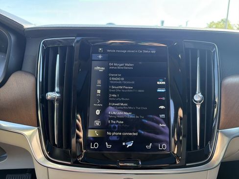 Used 2017 Volvo S90 T6 Inscription w/ Vision Package AWD/4WD image 23