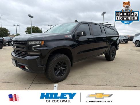 Used 2022 Chevrolet Silverado 1500 LT Trail Boss w/ Convenience Package II AWD/4WD image 1