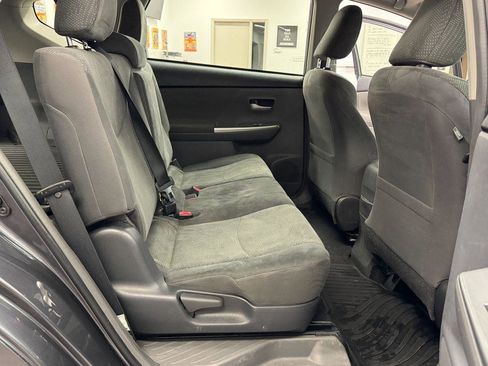 Used 2013 Toyota Prius V Two image 21