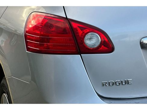 Used 2013 Nissan Rogue S image 26
