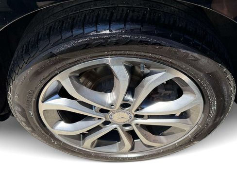Used 2016 Mercedes-Benz C 300 4MATIC Sedan image 16