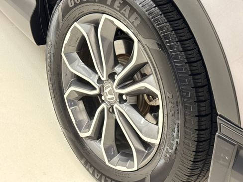 Used 2022 Honda CR-V EX-L image 10