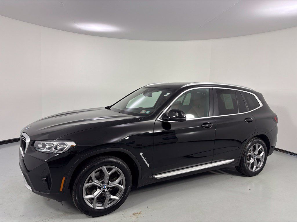 Certified 2024 BMW X3 xDrive30i w/ Premium Package AWD/4WD image 4